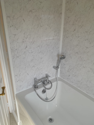 Bathroom Fitting For Park Homes 13 5 Medium